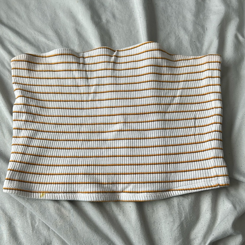 Women strap crop top